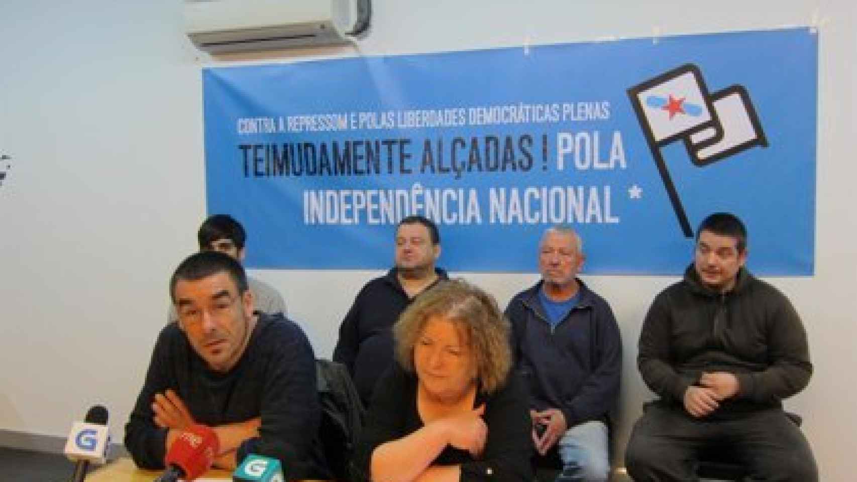 Imputados en la Operación Jaro durante una rueda de prensa.