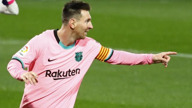 Leo Messi celebra su gol al Valladolid en Zorrilla