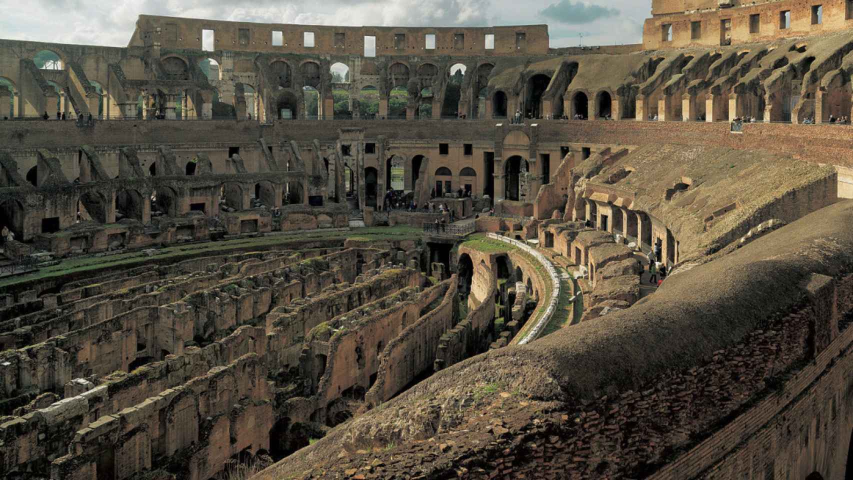 Interior del Coliseo romano.