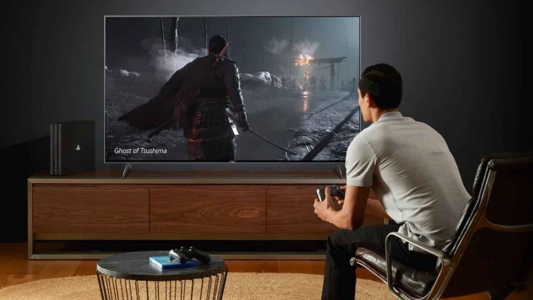 PlayStation 4 Pro en televisor.