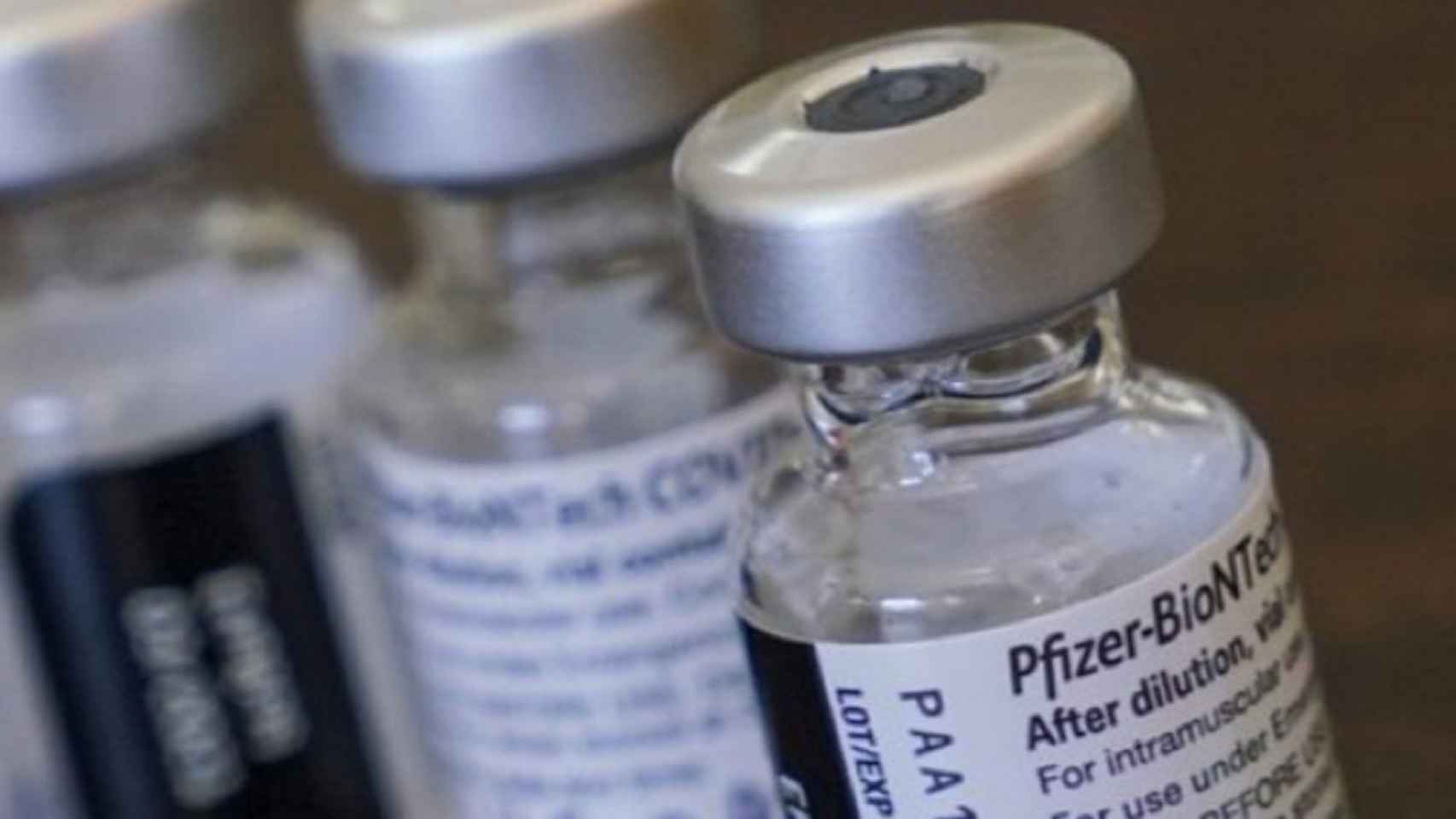 Viales de la vacuna de Pfizer BioNTech.
