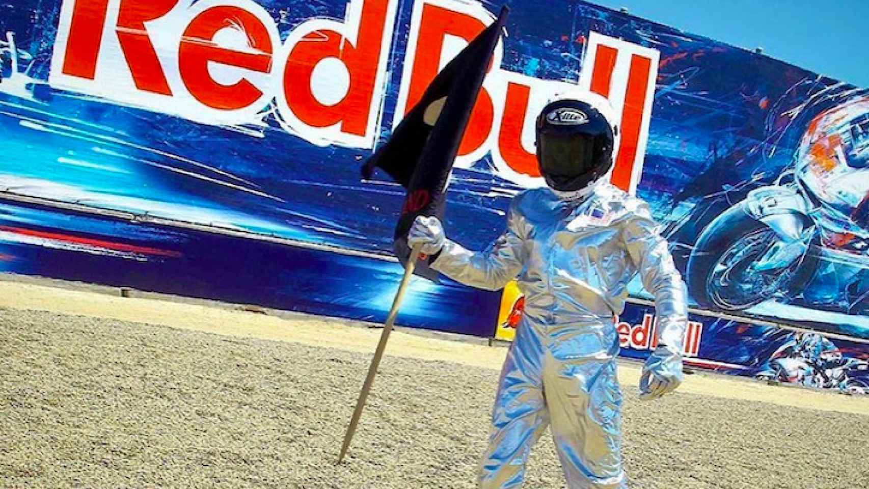 Jorge Lorenzo disfrazado de astronauta