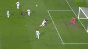Penalti no pitado sobre Benzema