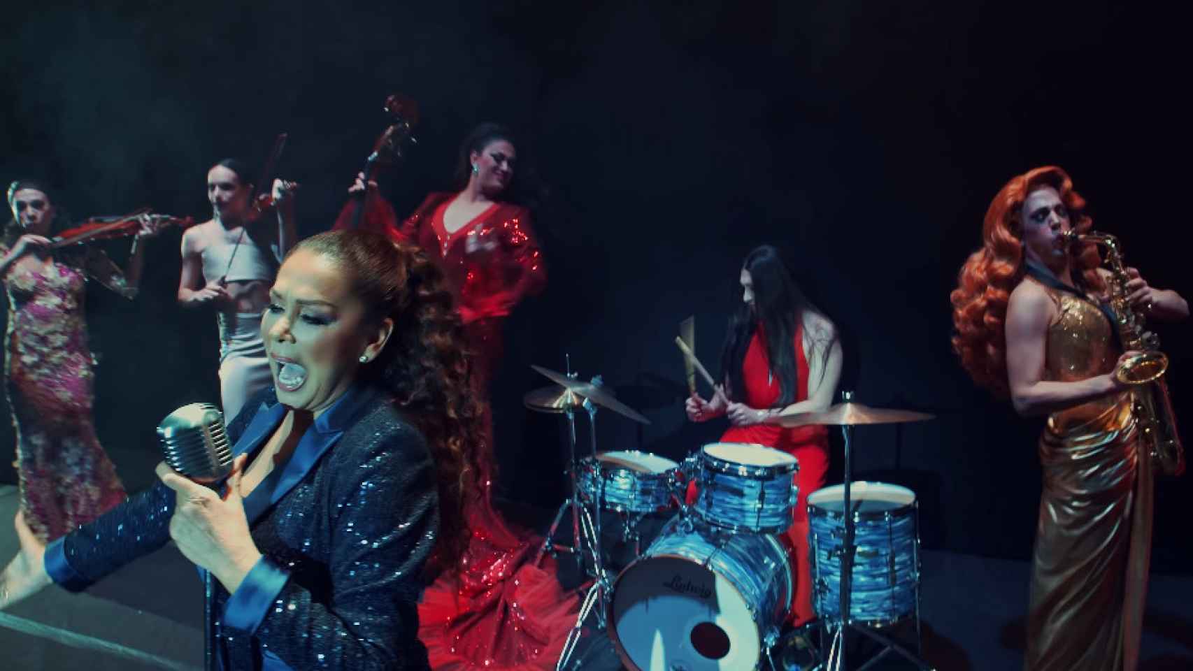 Imagen del videoclip de 'Enamórate' de Isabel Pantoja