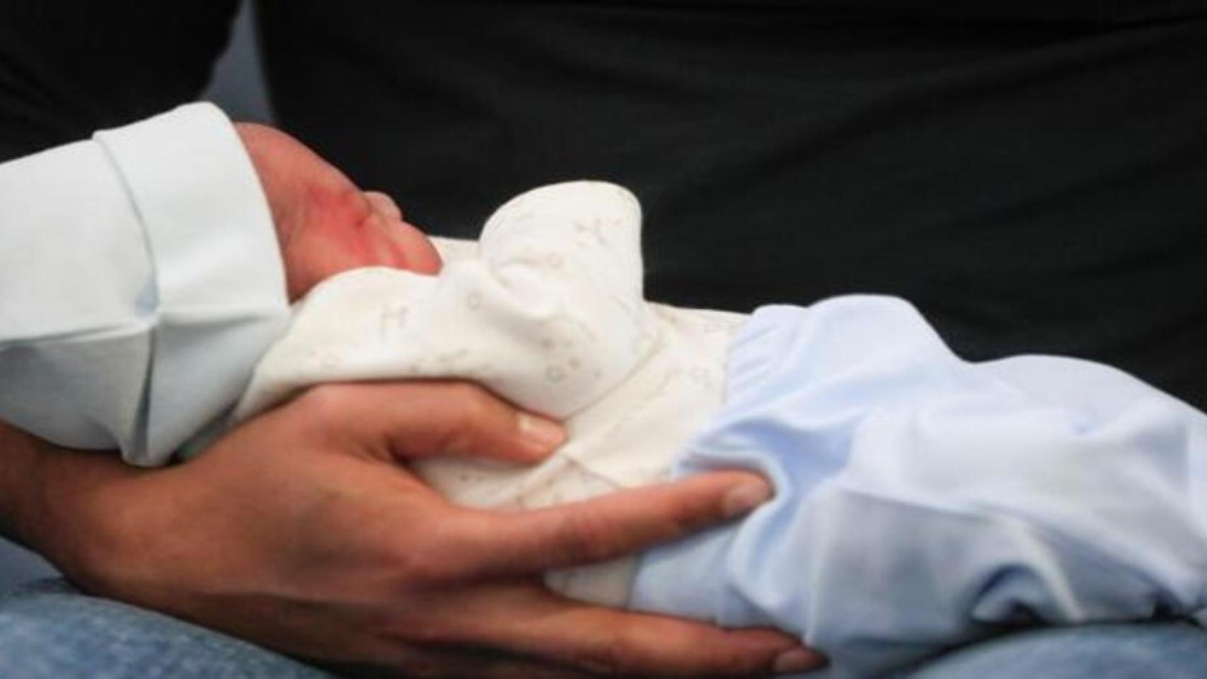 Los Primeros Bebes Nacidos En Espana Son De Malaga Y De Madrid Y Se Llaman Chiara Y Carlos