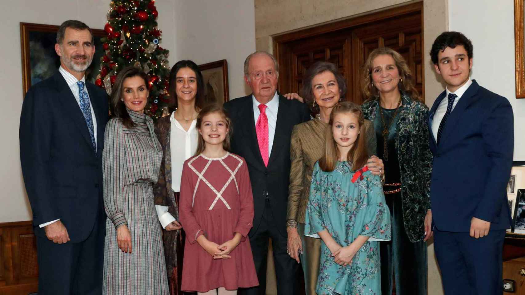 El rey emérito en la celebración de su 80 cumpleaños  junto a su familia.