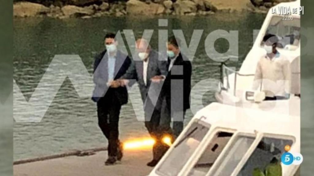 Juan Carlos I en Abu Dabi en las fotos de 'Viva la vida'.