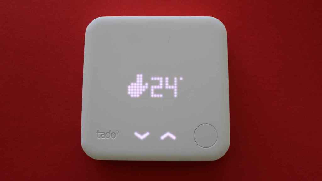 El termostato Tado V3+ y su pantalla.
