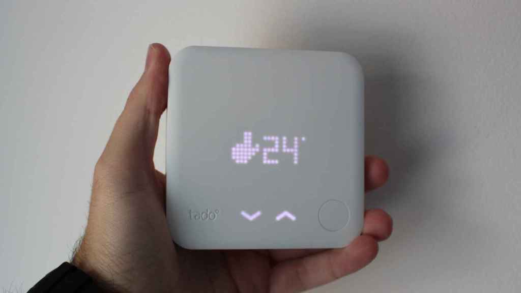 El termostato Tado V3+ tiene un tamaño reducido y pasa desapercibido.