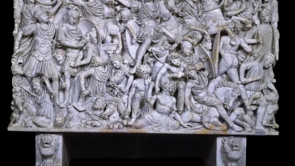Panel central del sarcófago Ludovisi, que representa una batalla entre romanos y bárbaros.