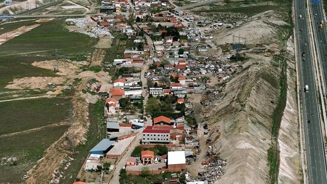 Reynés niega rotundamente que Naturgy corte la luz en La Cañada Real y se ofrece para buscar soluciones urgentes