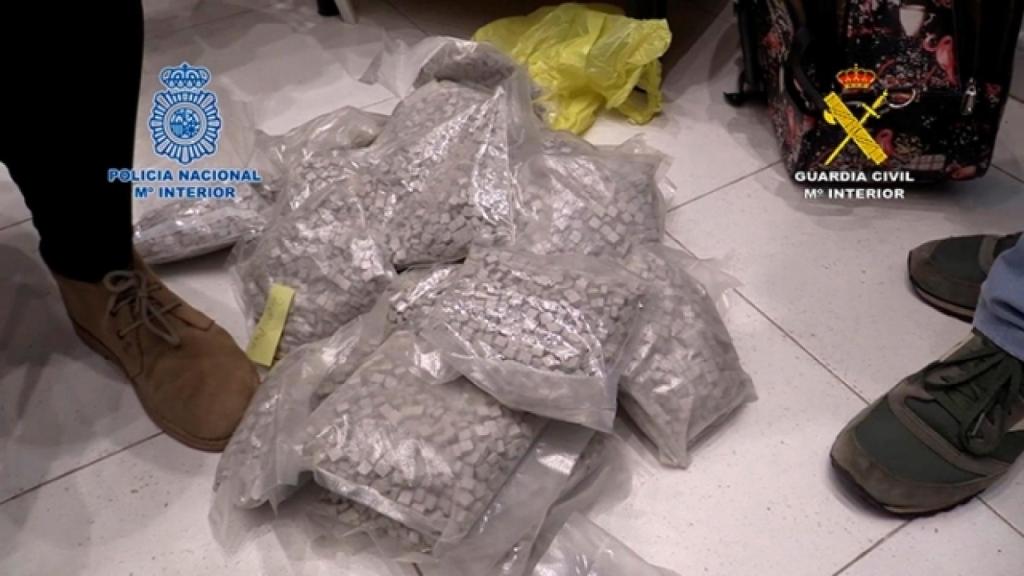 La trama recibía parte de las sustancias desde Holanda.