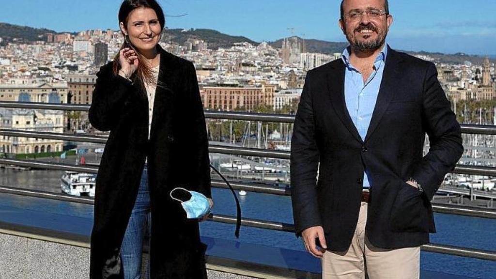 El presidente del PP catalán, Alejandro Fernández, y la exportavoz de Cs, Lorena Roldán.
