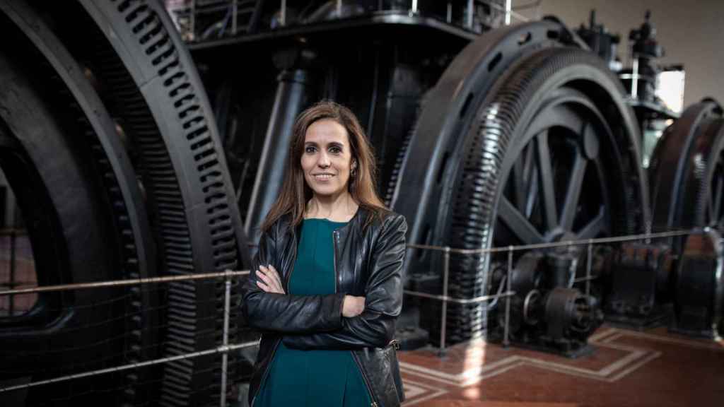 Silvia Roldán, la primera jefa del Metro de Madrid, en la Nave de Motores.