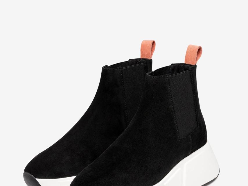 Hiker Black en negro.