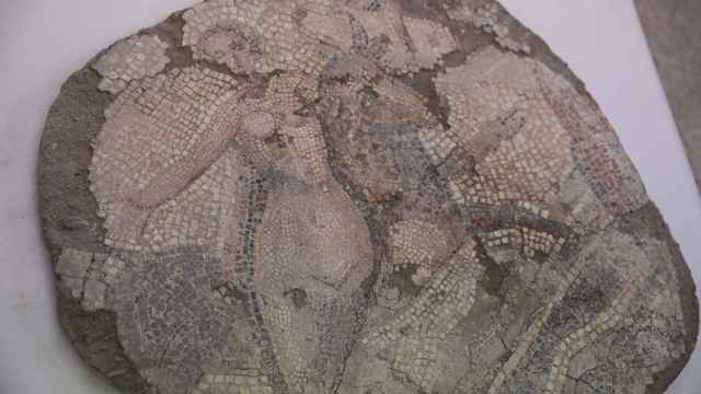 Pieza del mosaico del rapto de Europa del Museo Arqueológico de Sevilla.
