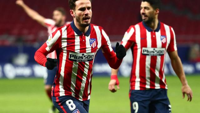 Saúl Ñíguez celebra su gol al Sevilla en el Wanda Metropolitano