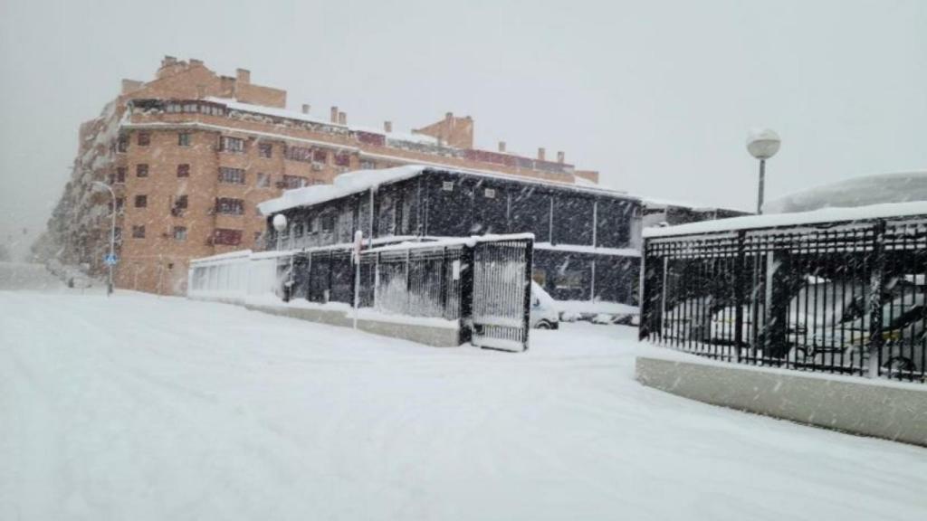 La Comisaría de Policía Municipal del barrio de San Blas está hecha de módulos prefabricados.