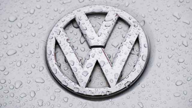 Emblema de la marca Volkswagen, la que mayor volumen tiene dentro del grupo.