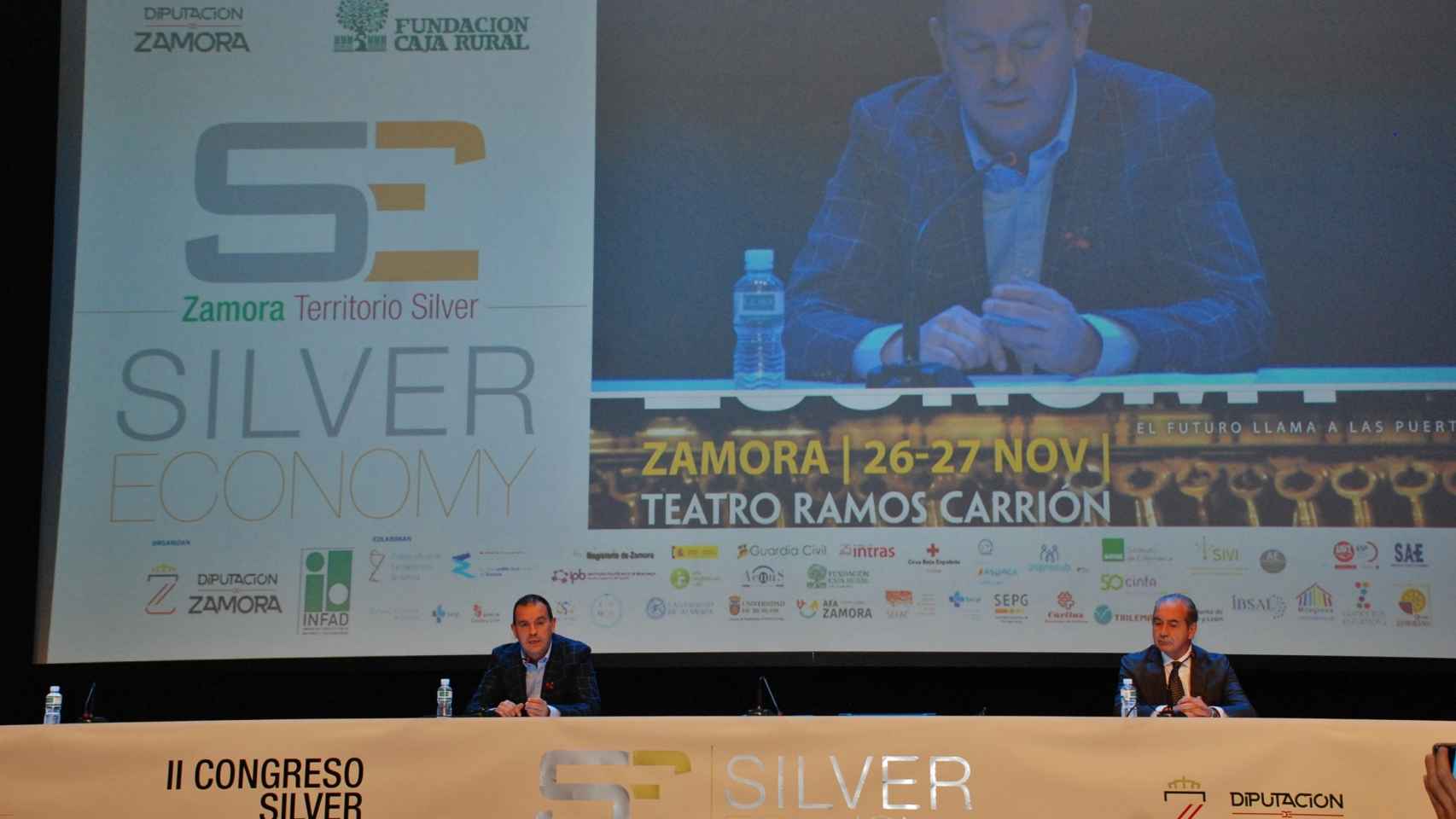 El presidente de la Diputación, Francisco José Requejo, durante el congreso sobre 'silver economy' celebrado en noviembre.