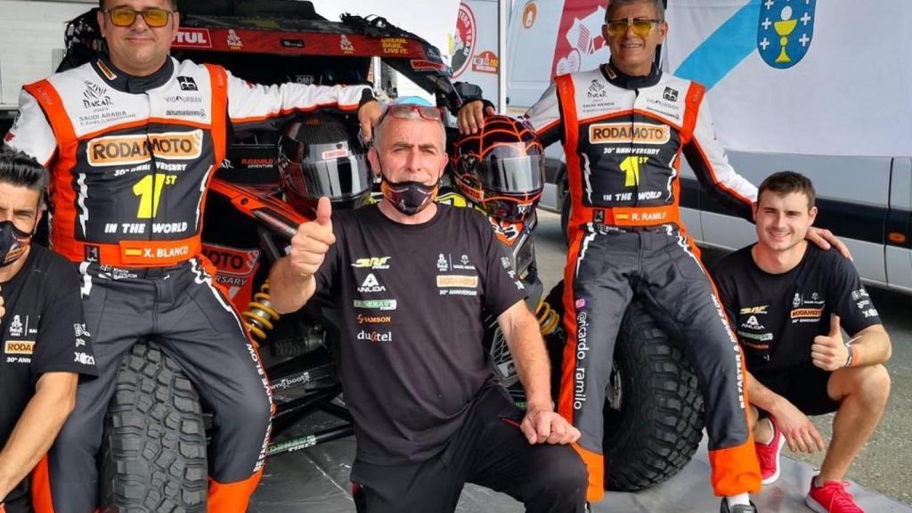 Xavier Blanco, Ricardo Ramilo y el equipo Buggy Masters