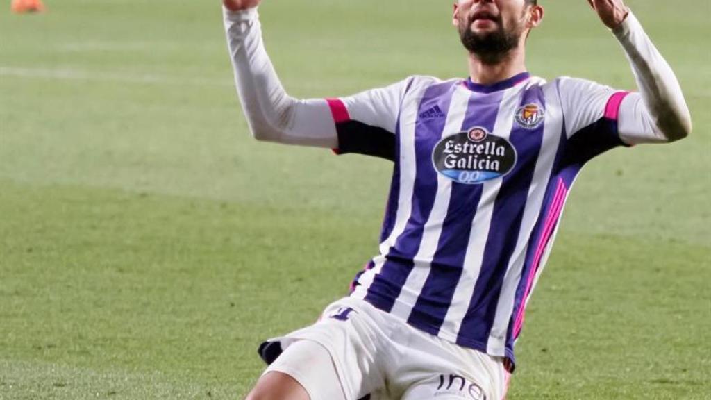 Joaquín Fernández celebra su gol con el Valladolid ante el Elche en la jornada 19 de La Liga