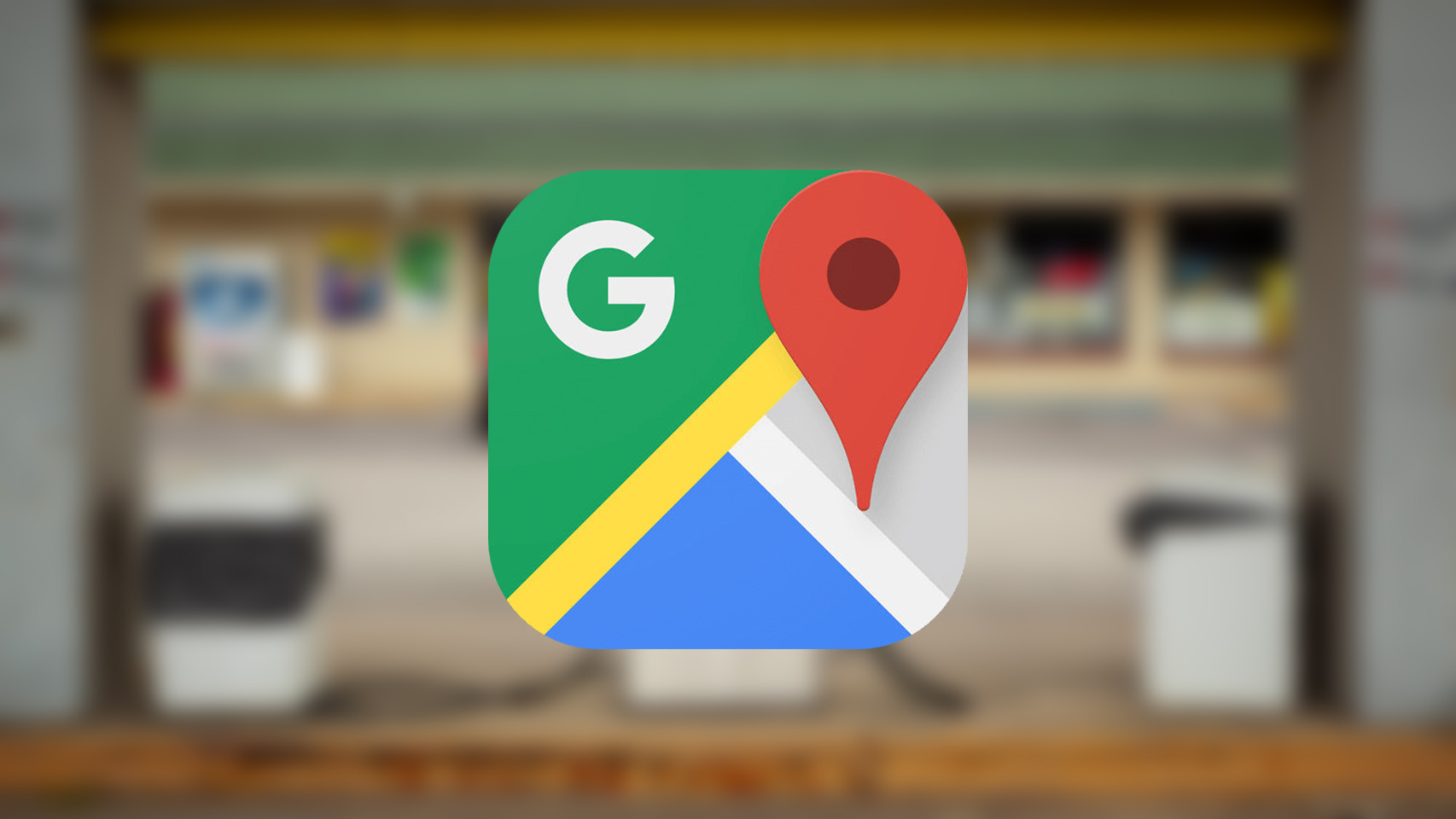 Gasolinera con el logo de Google Maps.