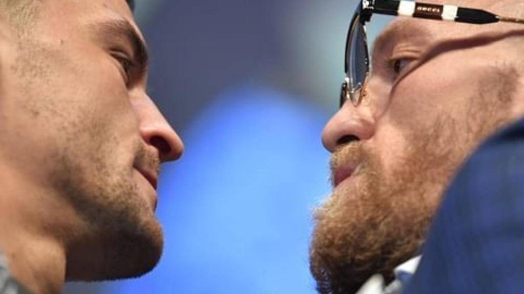 Dustin Poirier y Conor McGregor, en el cara a cara previo a la UFC 257