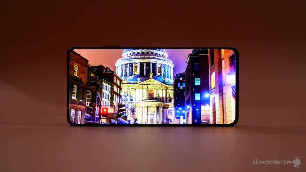 LTPO OLED. LTPO экран что это. Samsung s21 Ultra дисплей. LTPO OLED дисплей это.