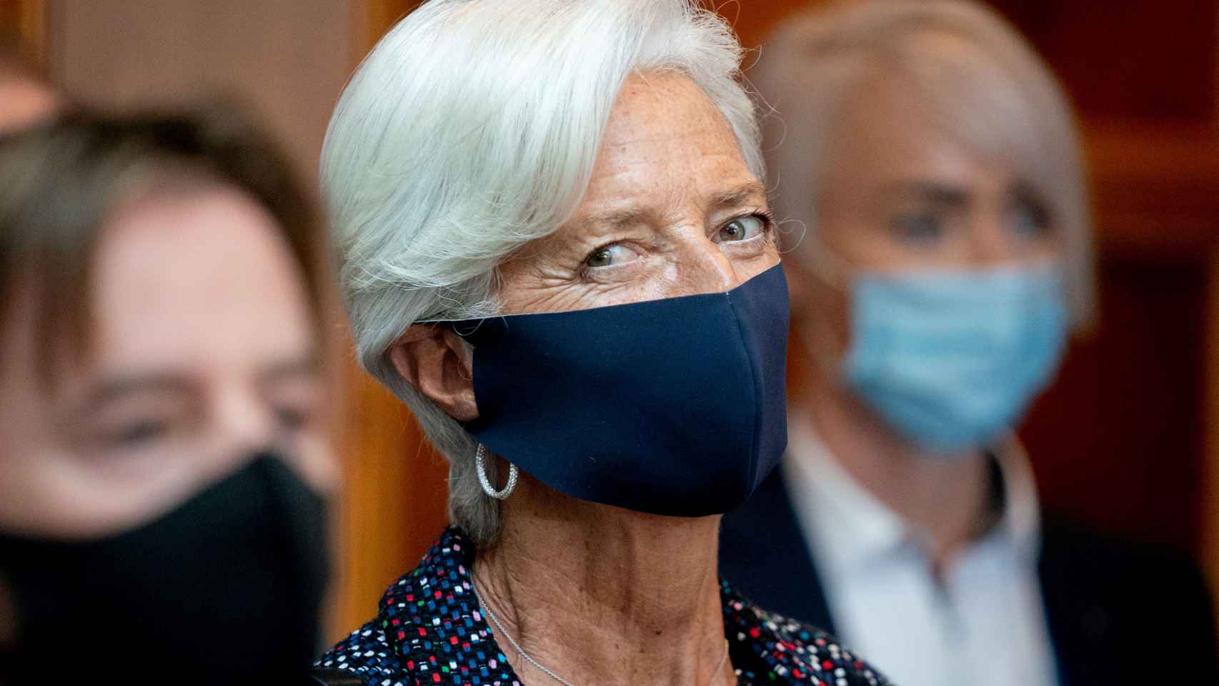 La presidenta del BCE, Christine Lagarde, con mascarilla.
