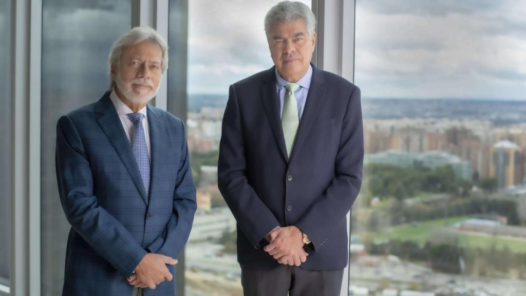 Luis Amodio y Mauricio Amodio, presidente y consejero dominical de OHL.