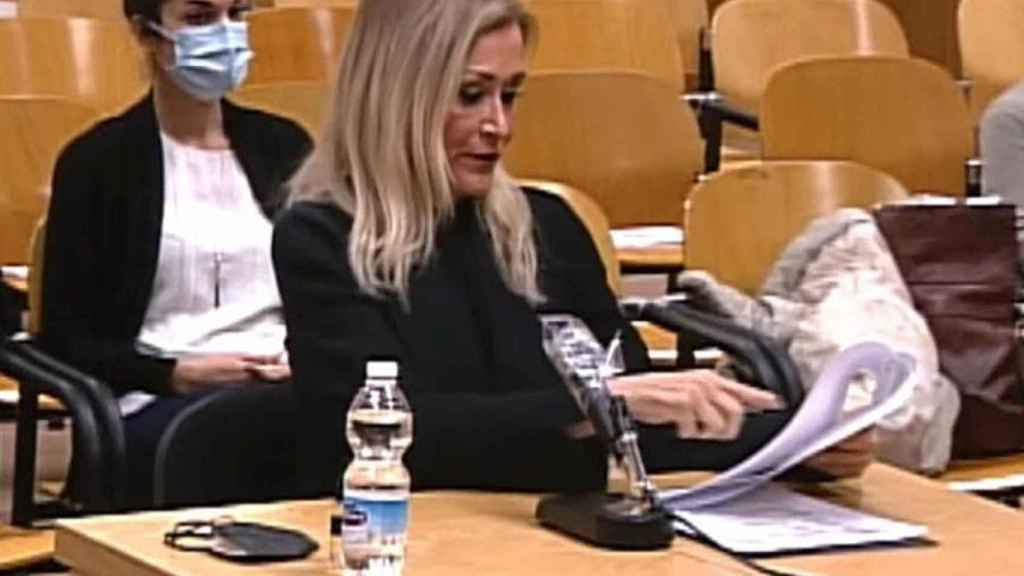 Cristina Cifuentes declara en el juicio que se sigue contra ella en la Sección 15 de la Audiencia de Madrid.