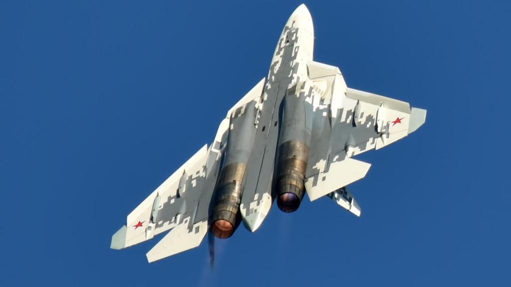 Invertida Sukhoi Su-57