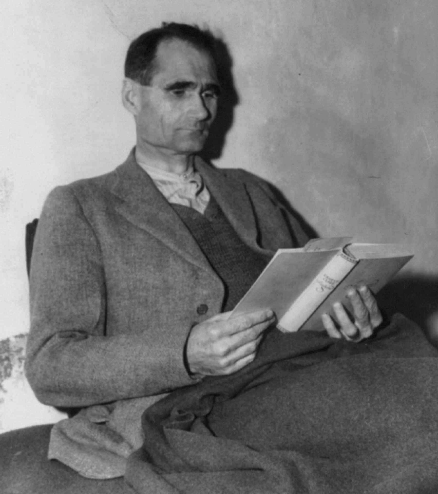 Rudolf Hess en la Prisión de Landsberg.