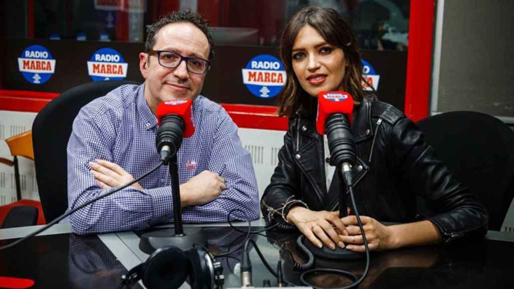 Sara Carbonero y Vicente Ortega en Radio Marca.