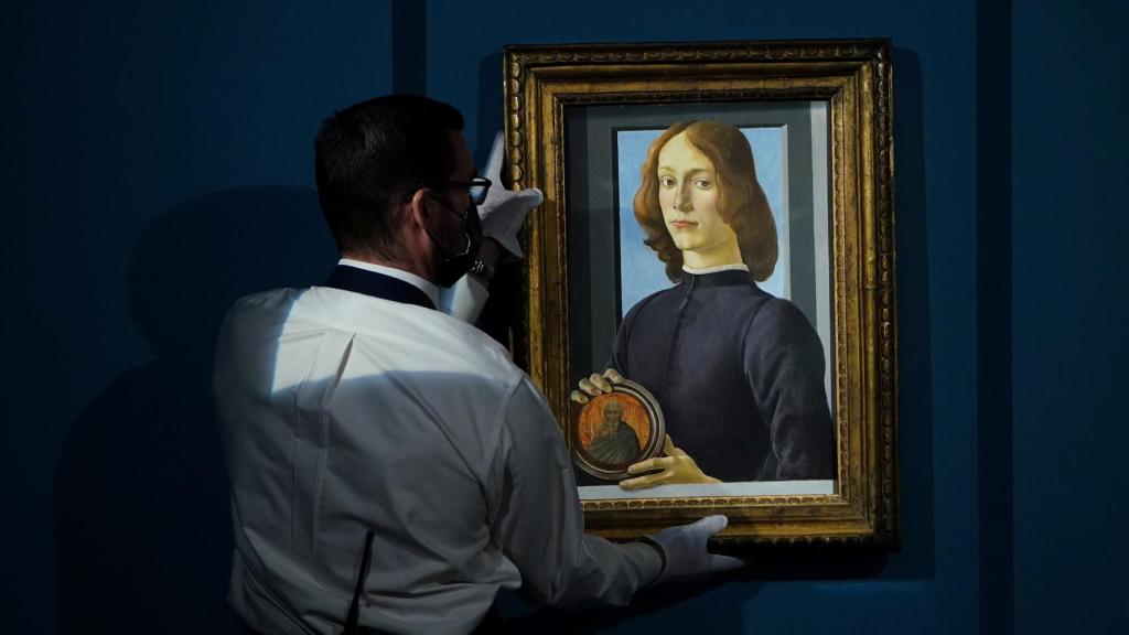 El retrato de Botticelli vendido por un precio récord.