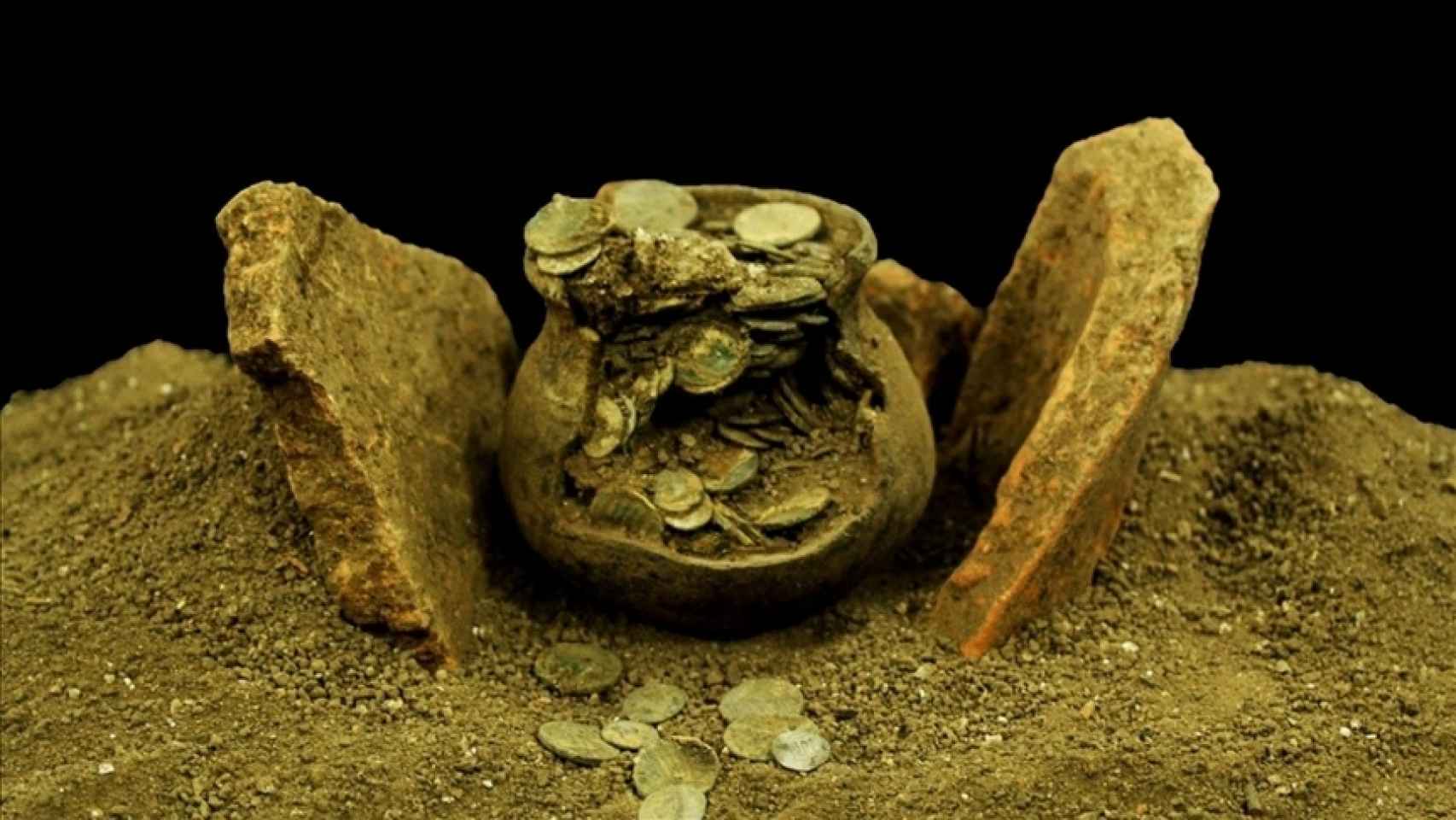 La colección de monedas encontrada en Aizanoi.