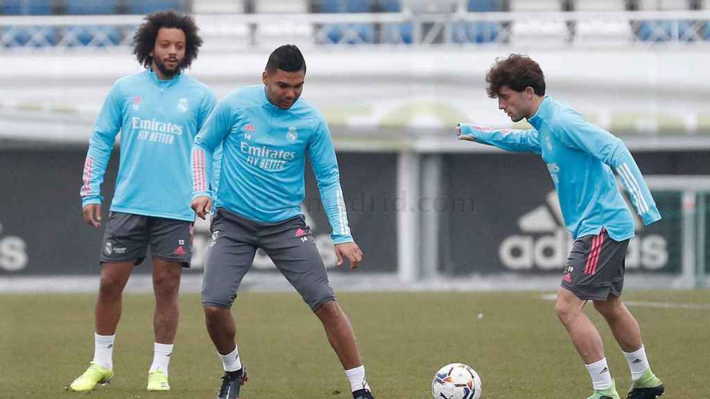 Casemiro y Odriozola, durante un entrenamiento del Real Madrid