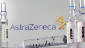 La guerra entre Bruselas y AstraZeneca se agrava con la publicación del contrato