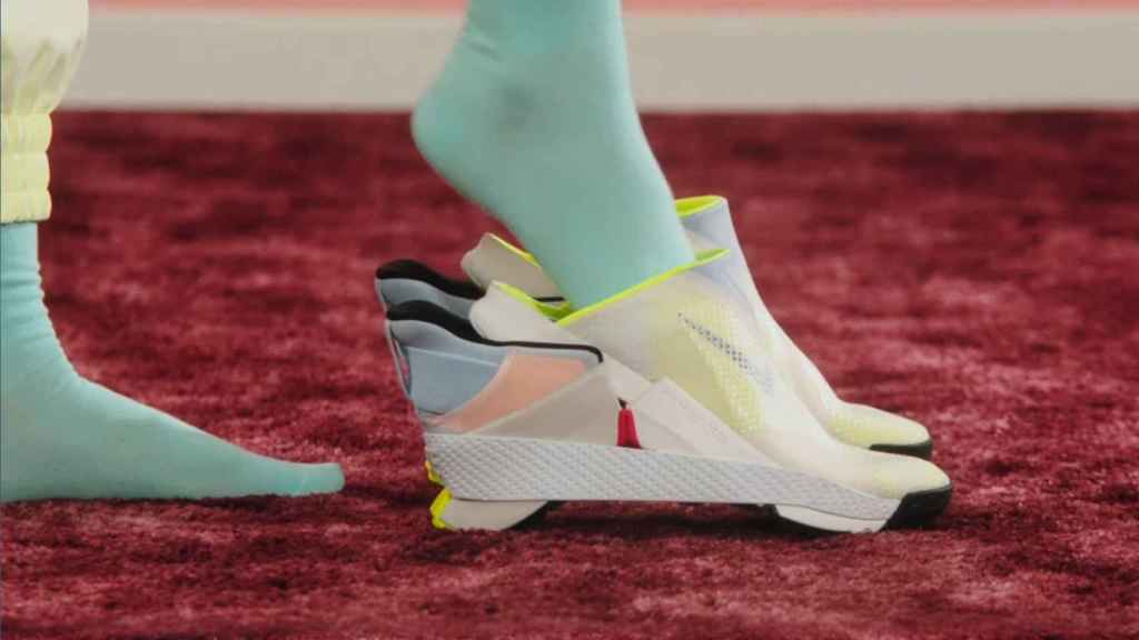 Las nuevas Nike se pueden poner y quitar sin tocarlas