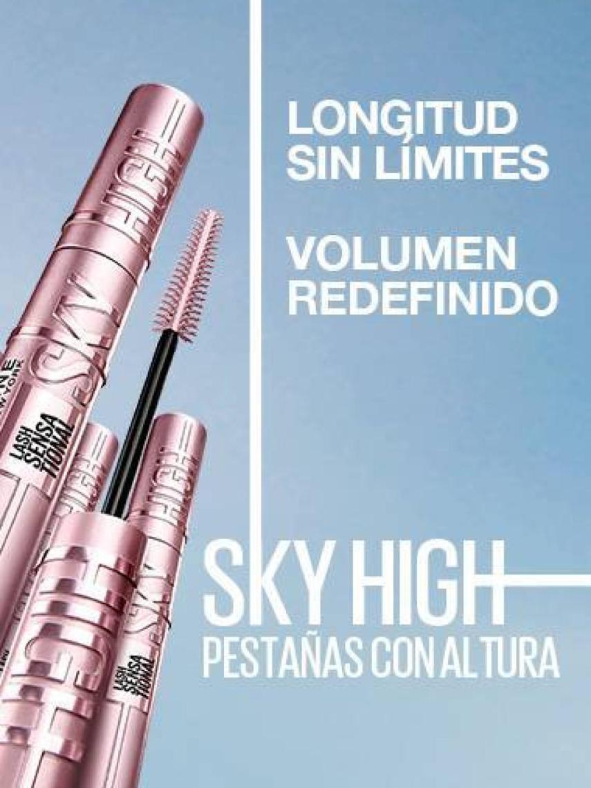 La máscara de pestañas de Maybelline aporta longitud y volumen.