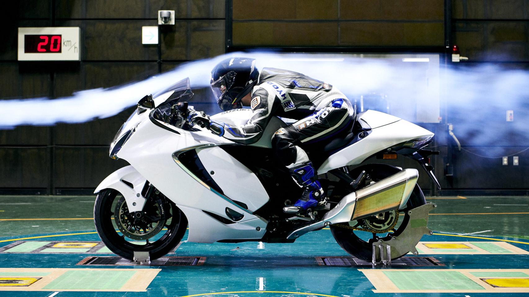 Vuelve la Suzuki Hayabusa, la moto de los 300 km/h de velocidad máxima Vuelve la Suzuki Hayabusa, la moto de los 300 km/h de velocidad máxima