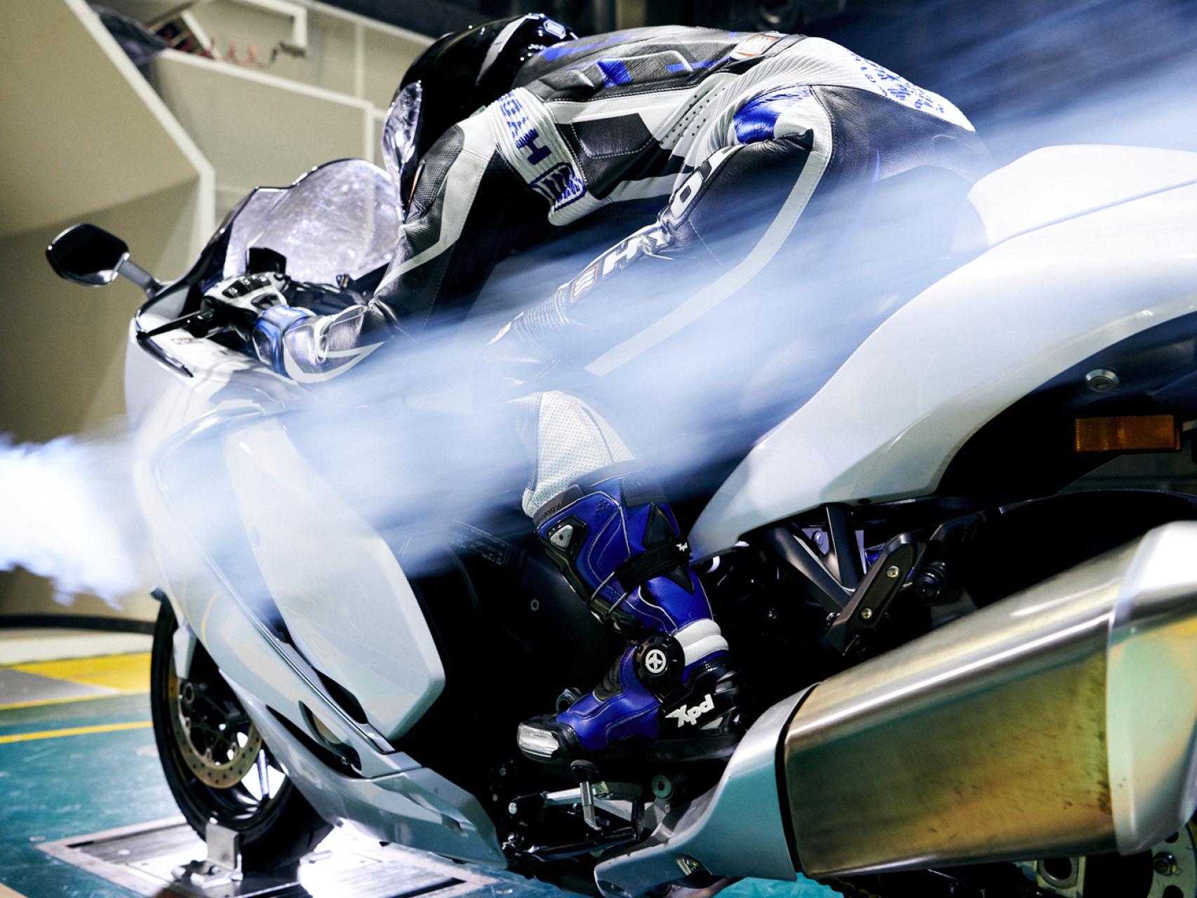 Vuelve la Suzuki Hayabusa, la moto de los 300 km/h de velocidad máxima Vuelve la Suzuki Hayabusa, la moto de los 300 km/h de velocidad máxima