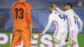 Asensio felicita a Benzema por su gol al Getafe