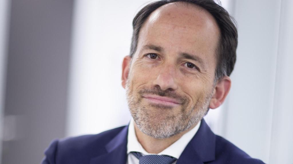 Joaquín Ferrer, gestor del equipo de Mutuactivos en las oficinas de la firma.