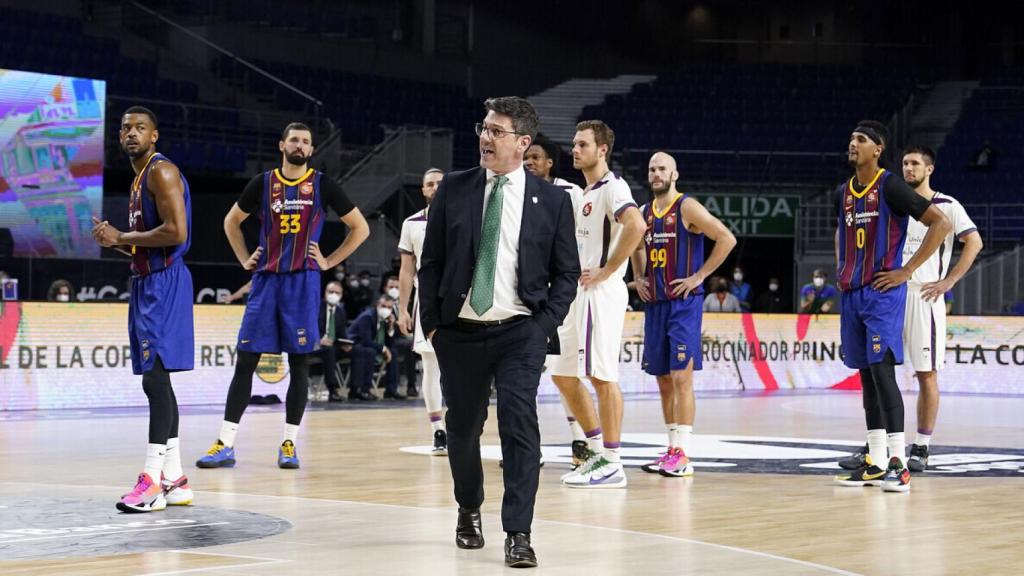Katsikaris abandona el parqué tras ser expulsado del Barça-Unicaja