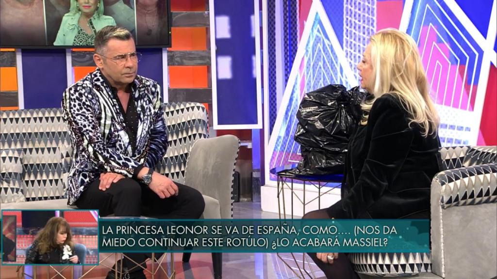 'Sábado Deluxe' bromea con la polémica del rotulo de Leonor de La 1