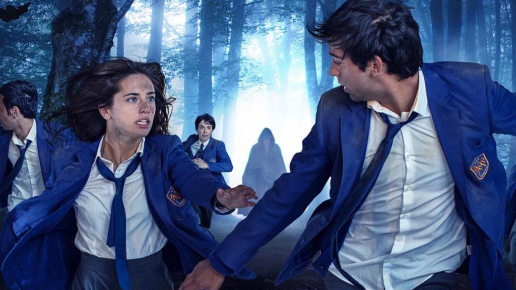 Asia Ortega y Albert Salazar protagonizan 'El internado: Las Cumbres'.