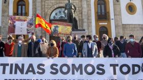 Concentración en Espartinas en apoyo a la tauromaquia.