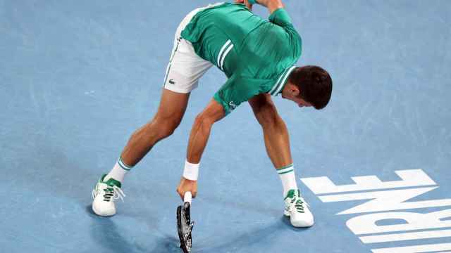 Novak Djokovic, desquiciado durante su partido ante Alexander Zverev